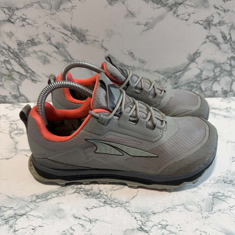 Altra Women 8 Lone Peak All Weather Trail Running Shoe Sneaker Gray Wide Toe Box